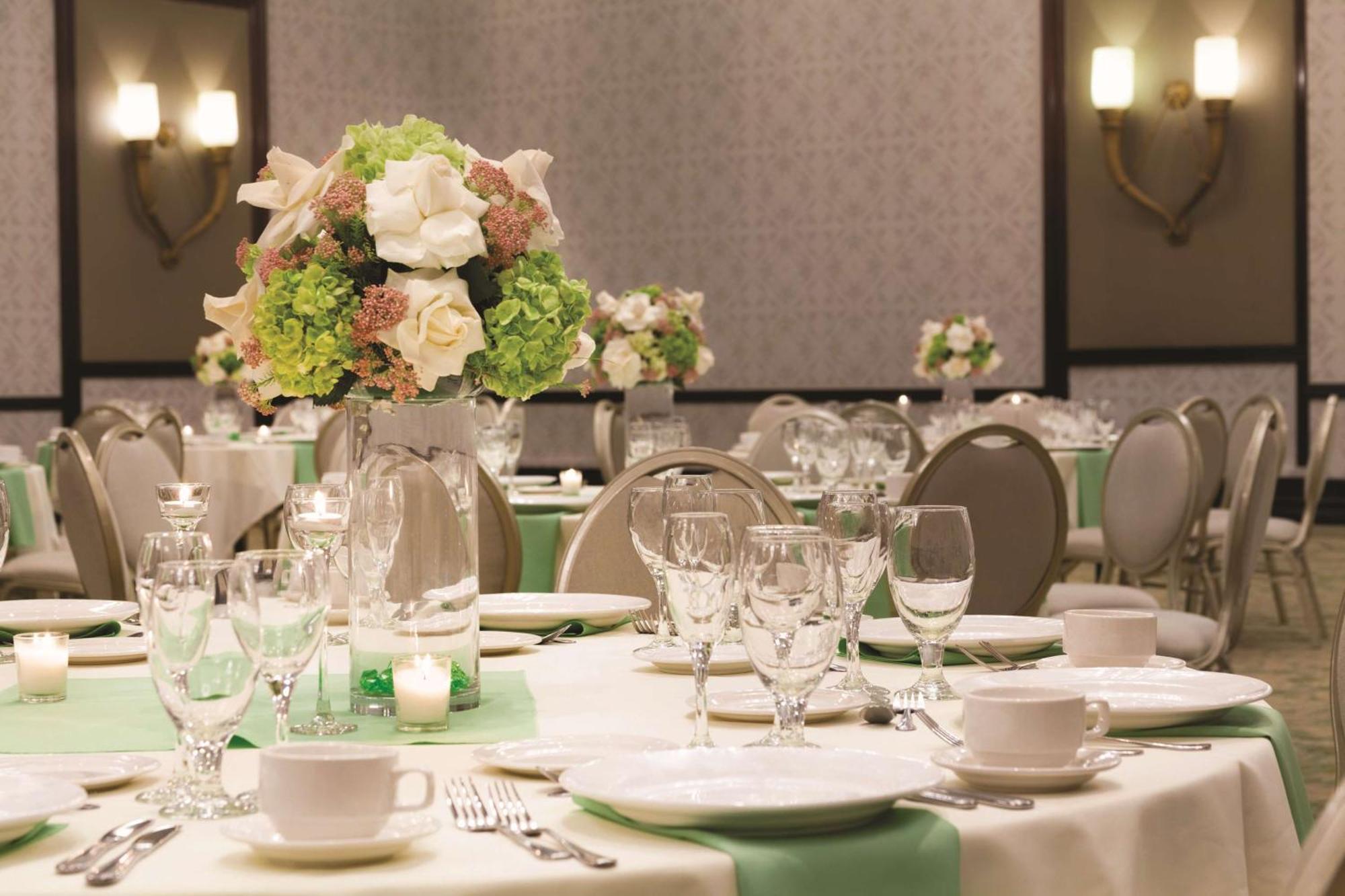 Hilton Los Angeles/San Gabriel Zewnętrze zdjęcie